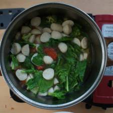 Cara Memasak Sup Brokoli Bakso